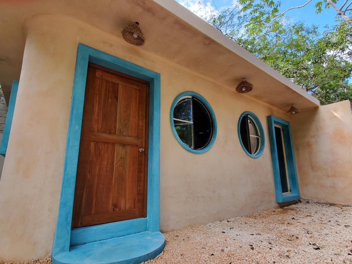 Hostal Mulut Тулум Екстериор снимка