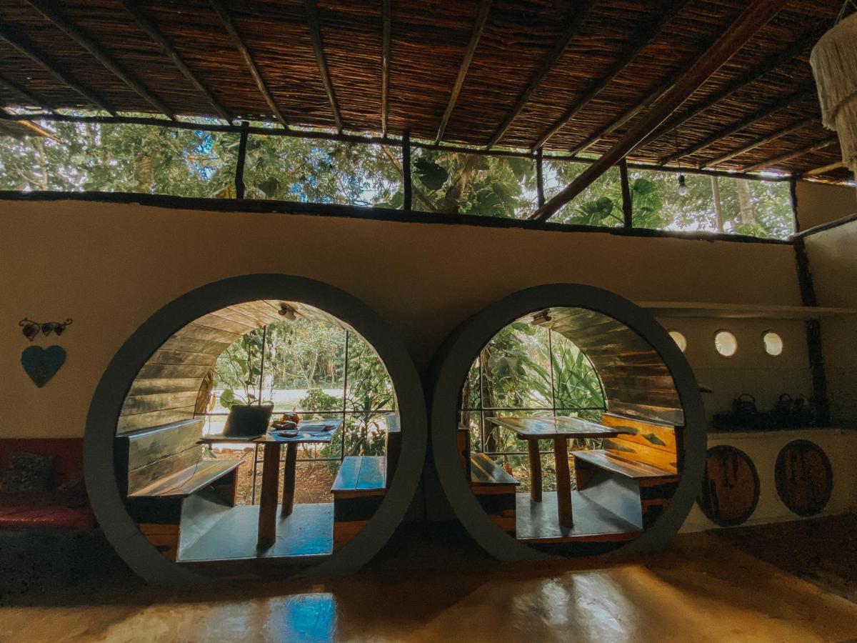 Hostal Mulut Тулум Екстериор снимка